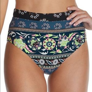 NWT Raisins Swin Bottons New